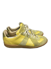 Load image into Gallery viewer, Maison Margiela Yellow Replica GATS Size 9
